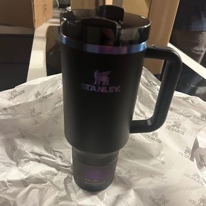 LIMITED EDITION Black Chroma Stanley